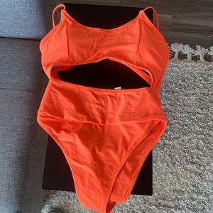 Orange cut out one piece